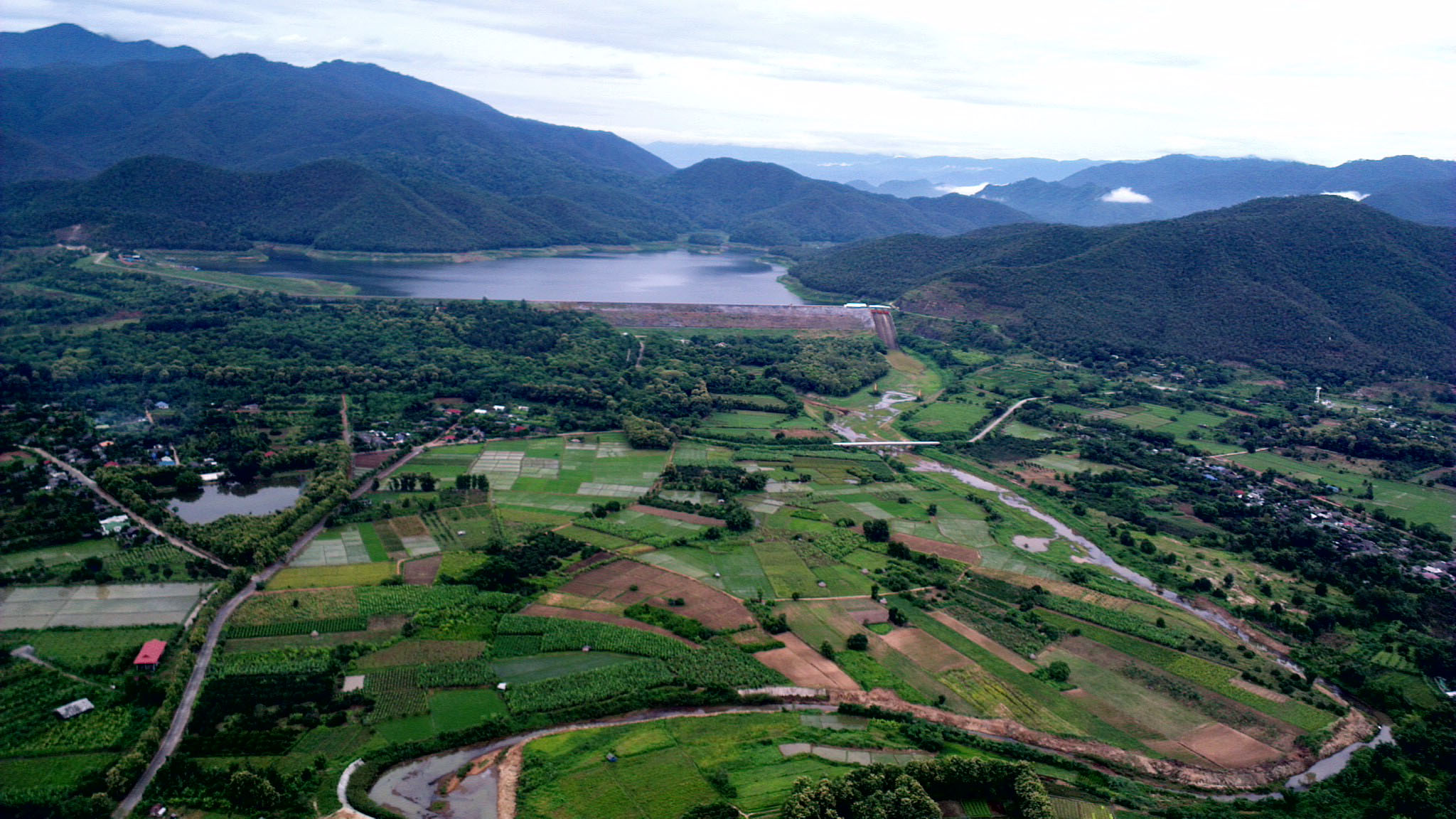 Mae Ngat Somboon Chon Dam