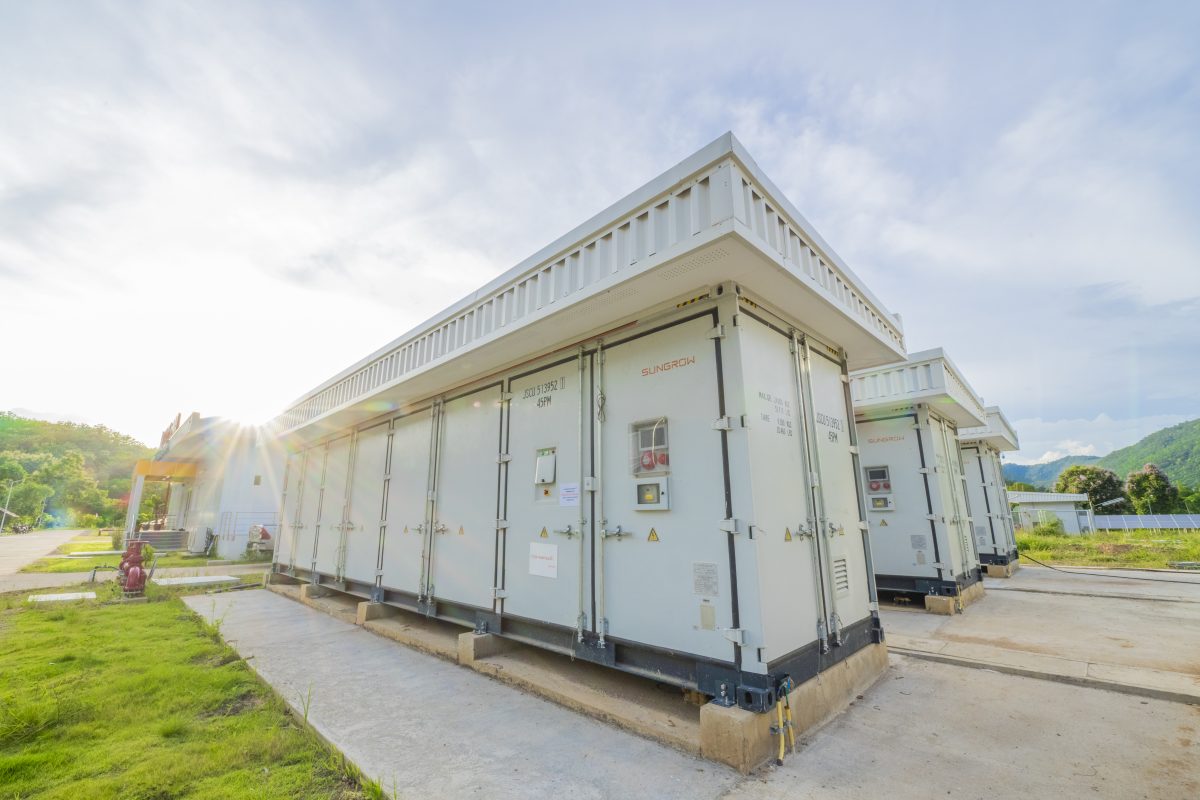 ESS: A Power Source for Enhancing Renewable Energy Stability ...